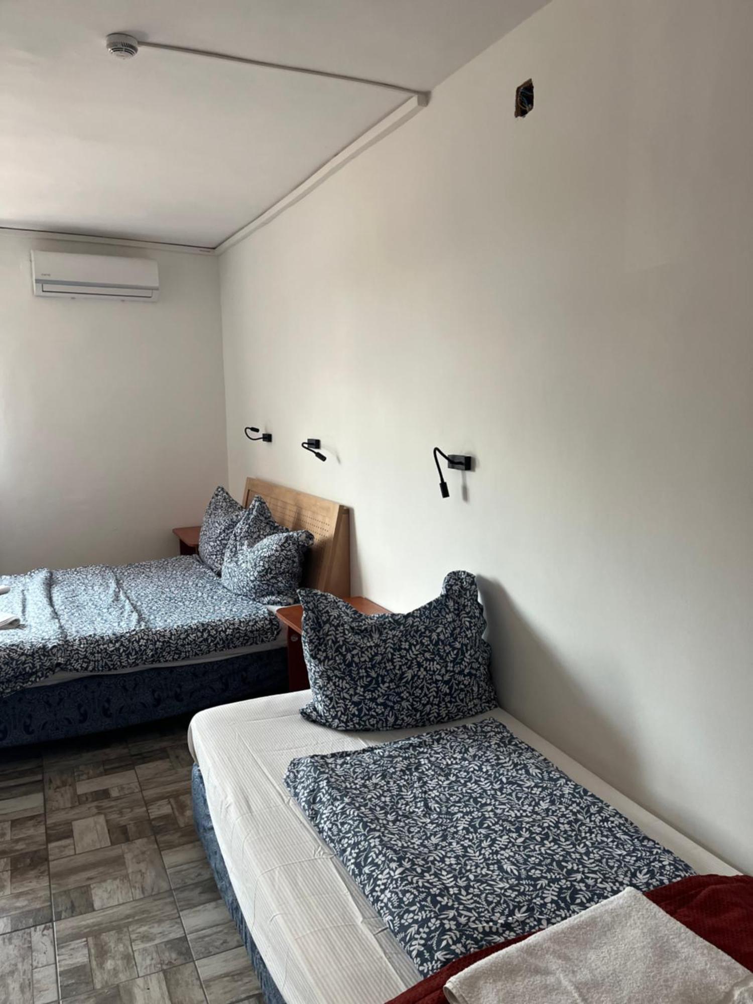 Fenyves Hotel 鲍洛通费尼韦什 外观 照片